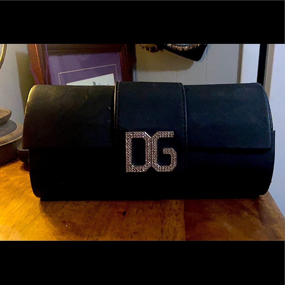 COPY - DOLCE & GABANNA DG 893-S Large Black Aviators Crystal D G With Case
